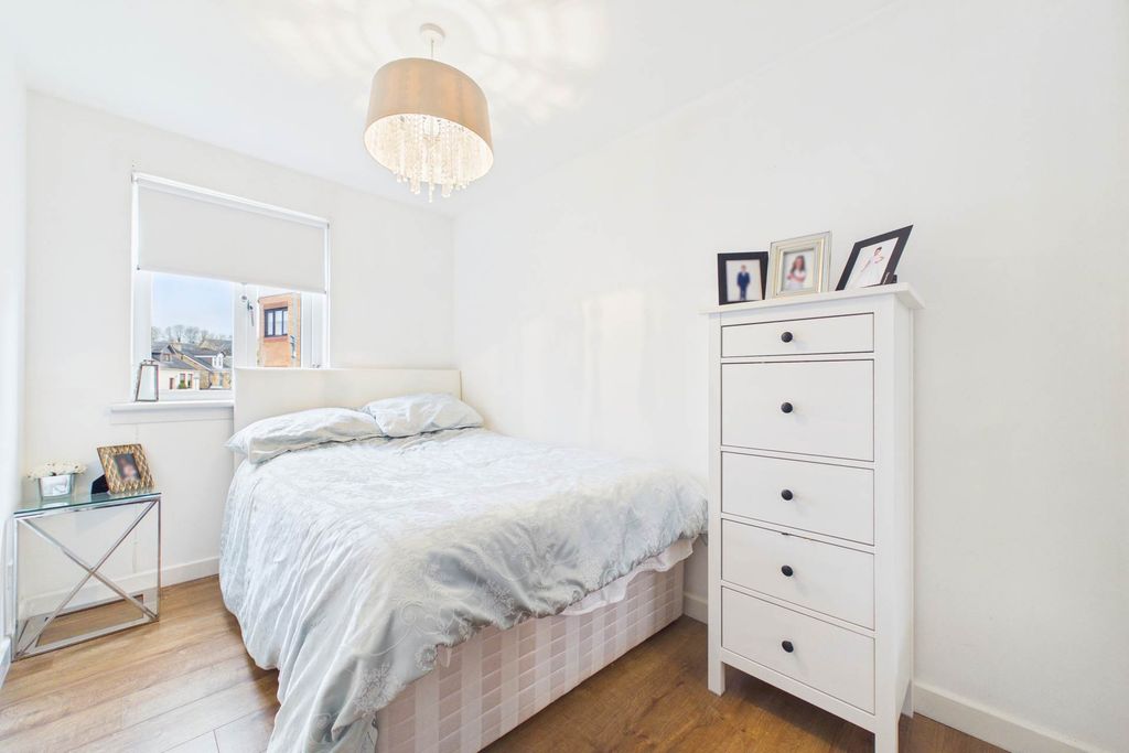 Additional image 14 of 2 bed flat for saleSouth Park Grove, Hamilton ML3