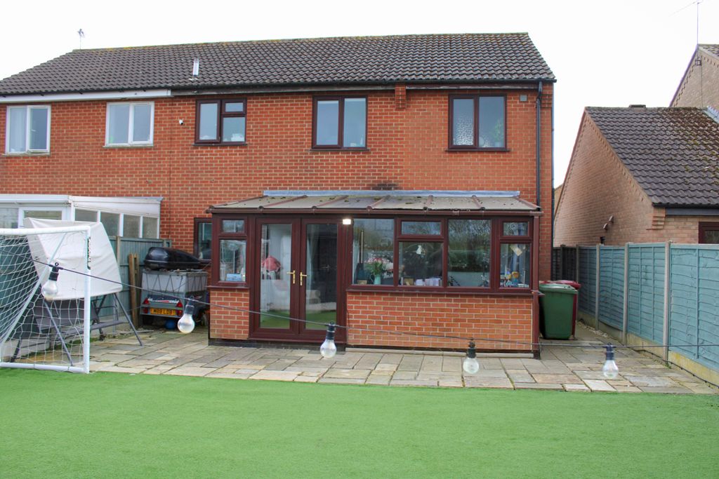 Additional image 13 of 4 bed semi-detached house for saleMaple Close, Brigg DN20
