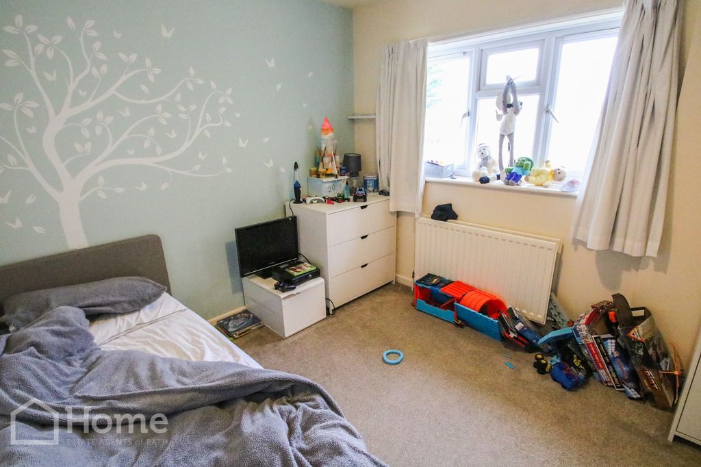 Additional image 5 of 2 bed flat for saleAvonfield Avenue, Bradford On Avon BA15
