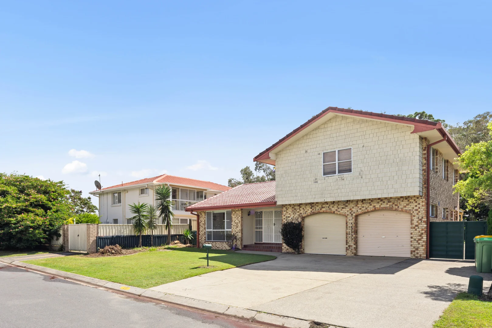 Additional image 2 of 27 Bittern Avenue, Burleigh Waters QLD 4220