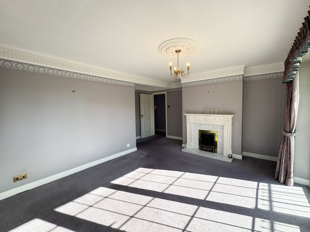 Additional image 5 of 1 bed flat for saleSandringham Court, Woodland Glade, Bradley, Huddersfield HD2