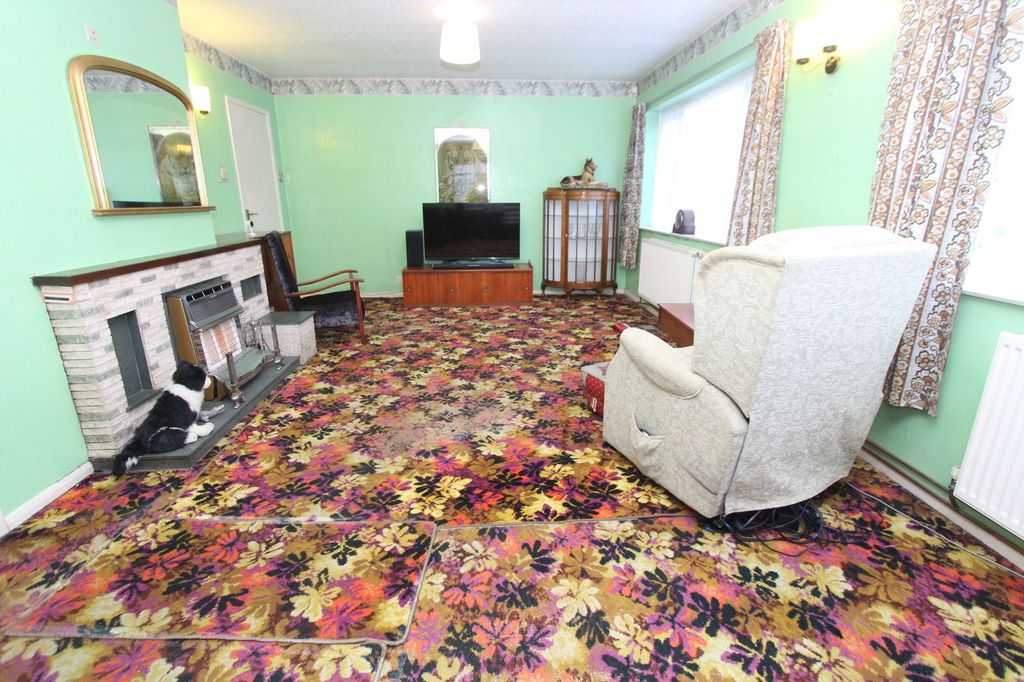 Additional image 10 of 5 bed detached house for saleQueen Street, Pensnett, Brierley Hill DY5
