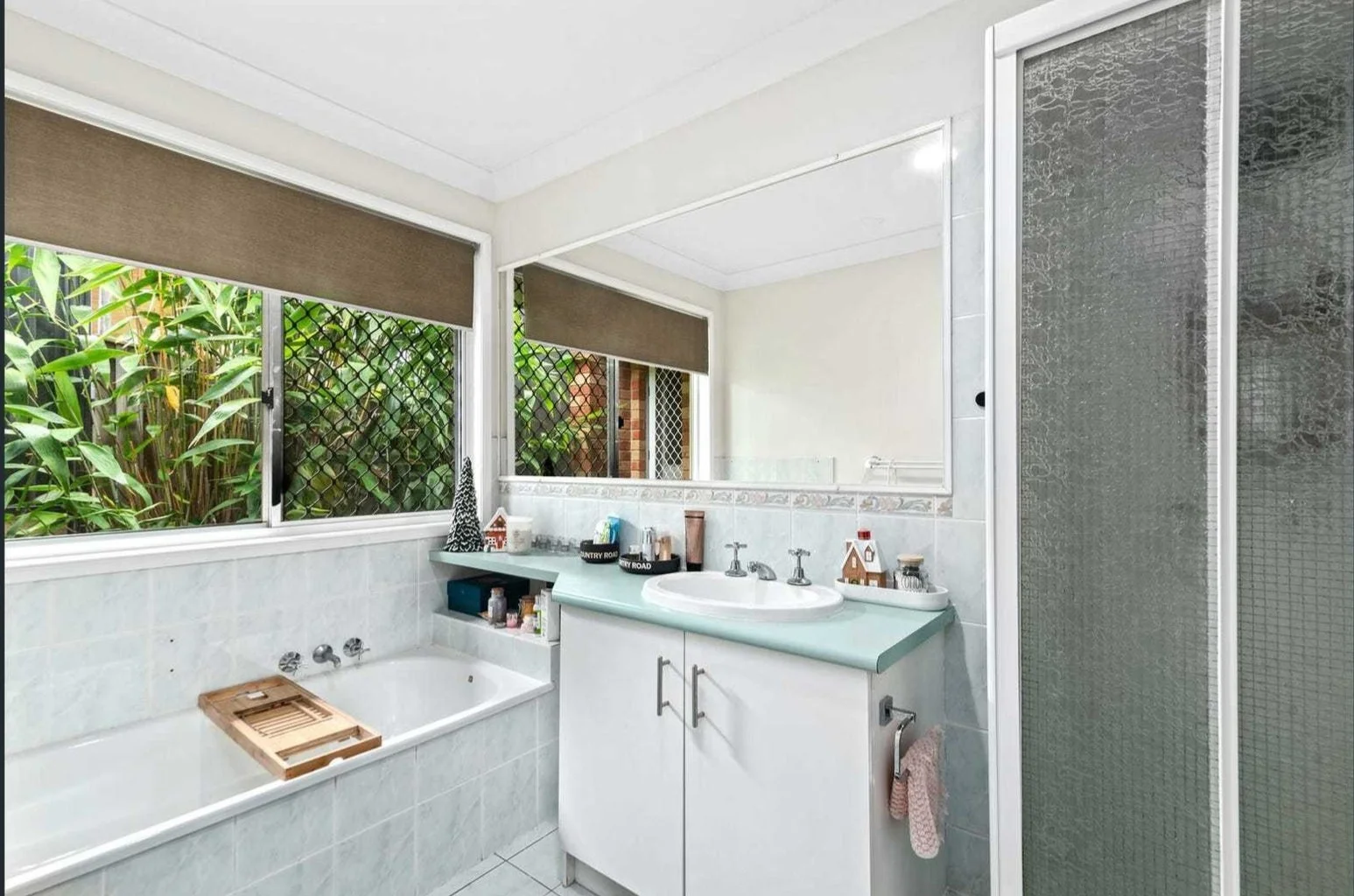 Additional image 5 of 15 Banksiadale Close, Elanora QLD 4221