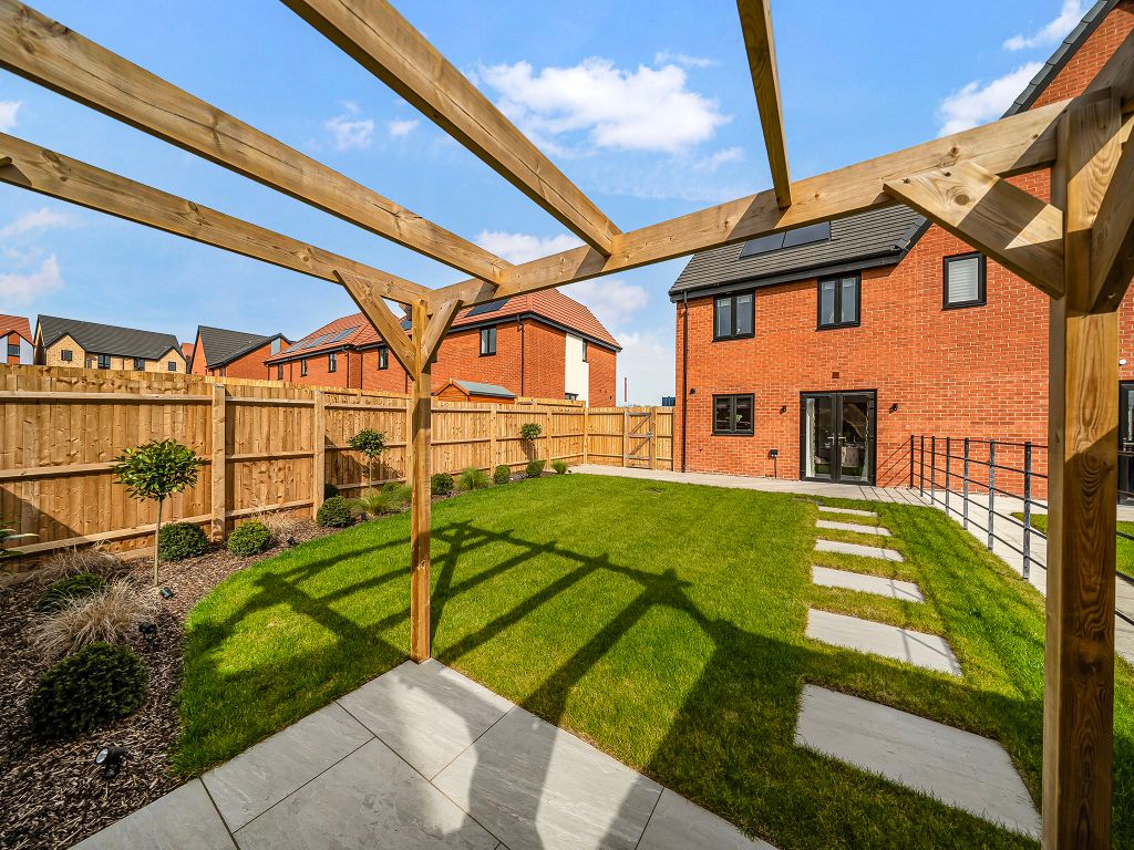 Additional image 9 of 3 bed terraced house for sale"The Danbury" at Newland Avenue, Bishop's Stortford CM23