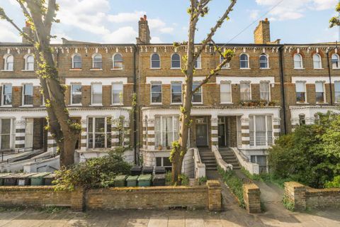 Caversham Road, Kentish Town NW5