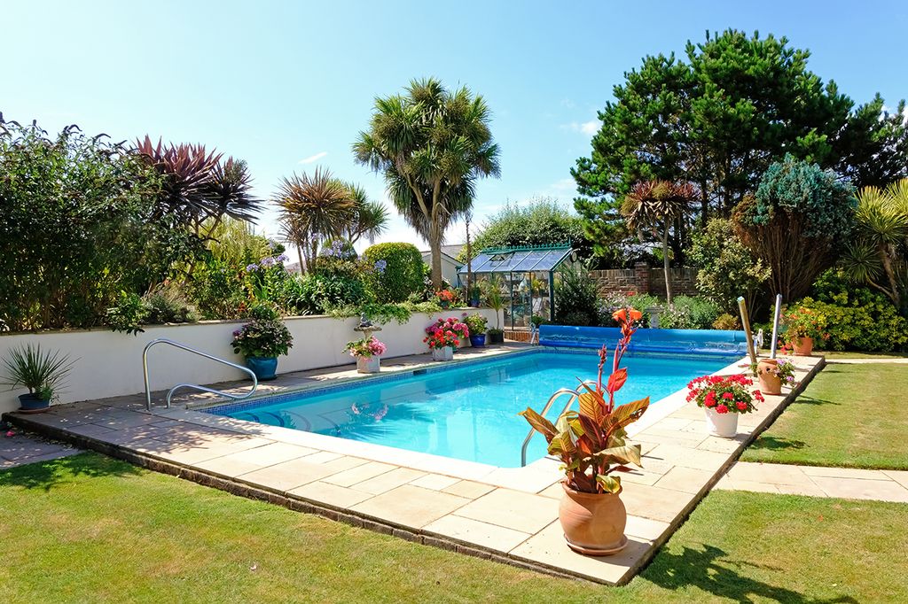 Additional image 3 of 7 bed detached house for saleThe Byeway, Aldwick Bay Estate, Aldwick, West Sussex PO21