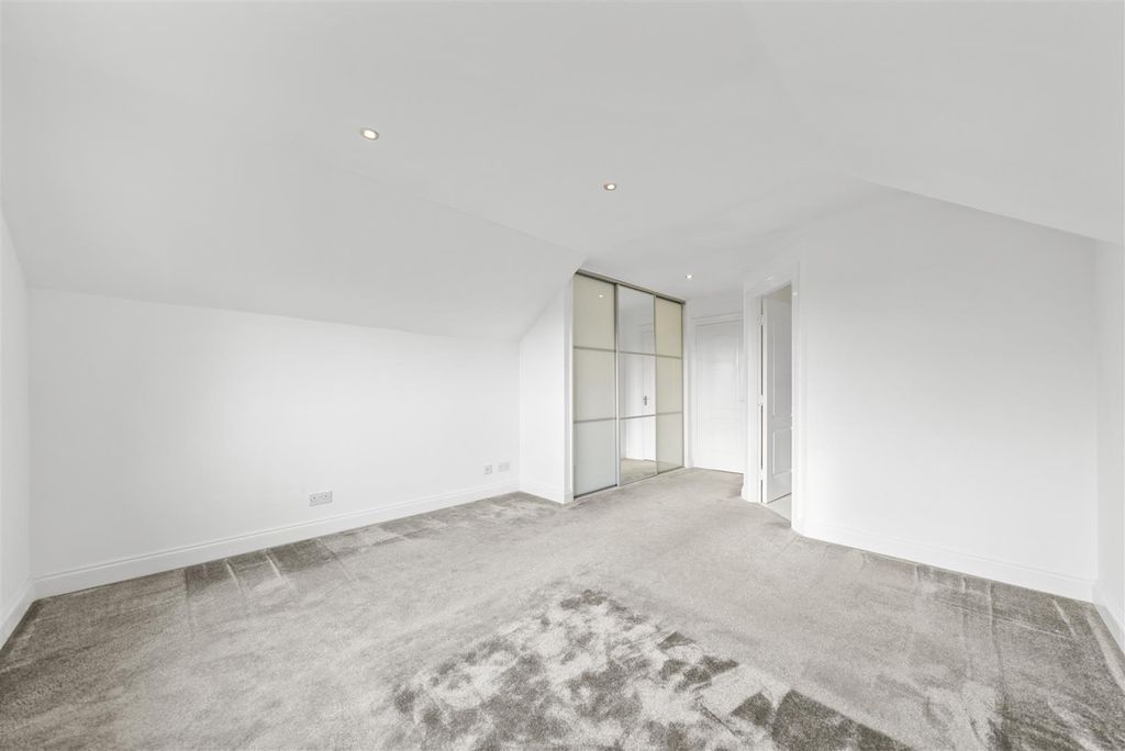 Additional image 28 of 5 bed detached house for saleSnead View, Motherwell ML1