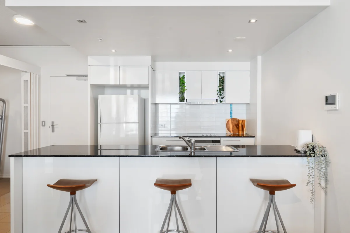 1404/22 Surf Parade, Broadbeach QLD 4218 photo 2