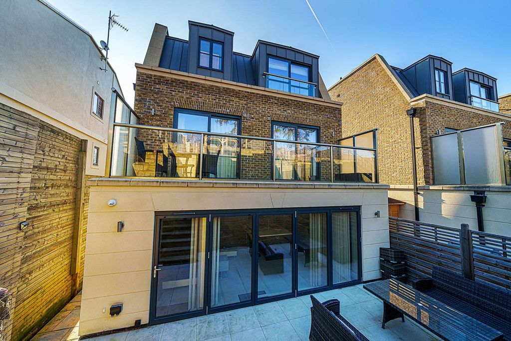 Additional image 13 of 5 bed detached house for saleWoodlands Road, Bromley BR1