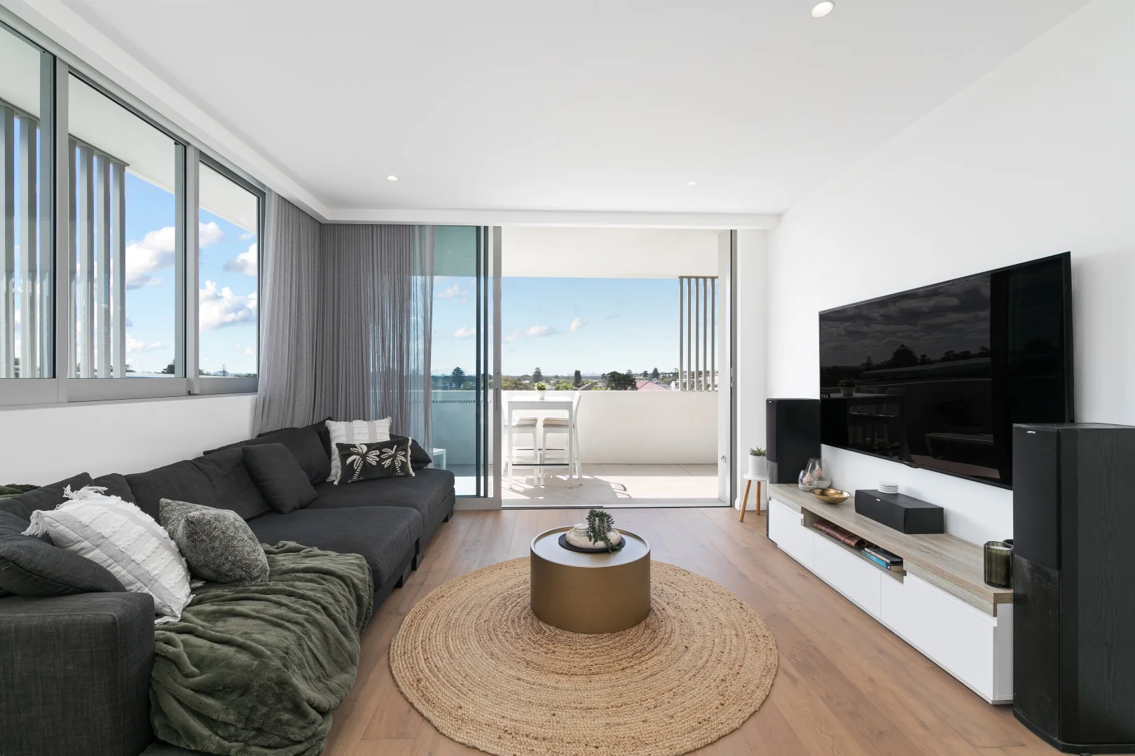 Additional image 3 of 302/5-7 Burke Road, Cronulla NSW 2230