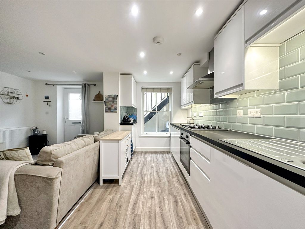 Additional image 5 of 2 bed flat for saleOakfield Street, Blandford Forum, Dorset DT11