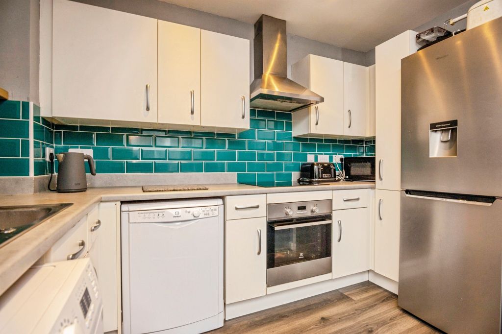 Additional image 8 of 2 bed flat for saleHill View Road, Malvern WR14