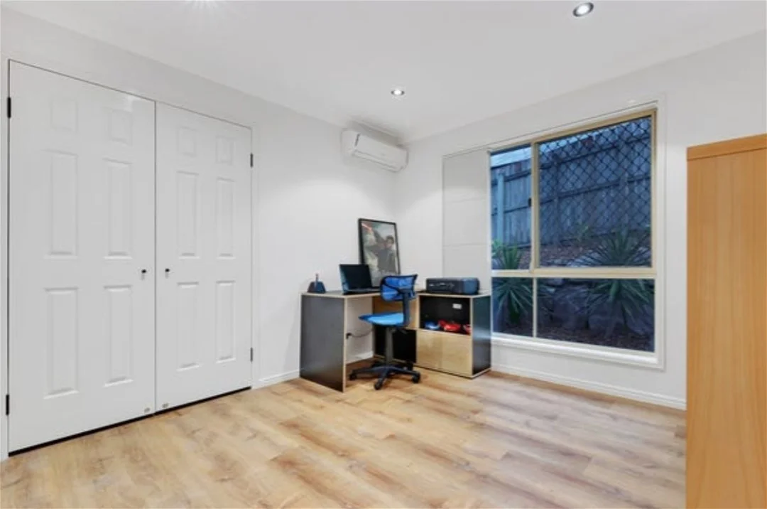 Additional image 12 of 76 Paddington Crescent, Stretton QLD 4116