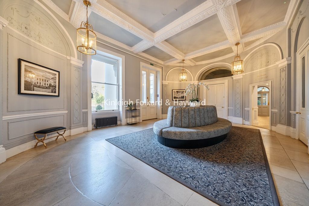 Additional image 11 of 2 bed flat for saleWilloughby Lane, Bromley BR1