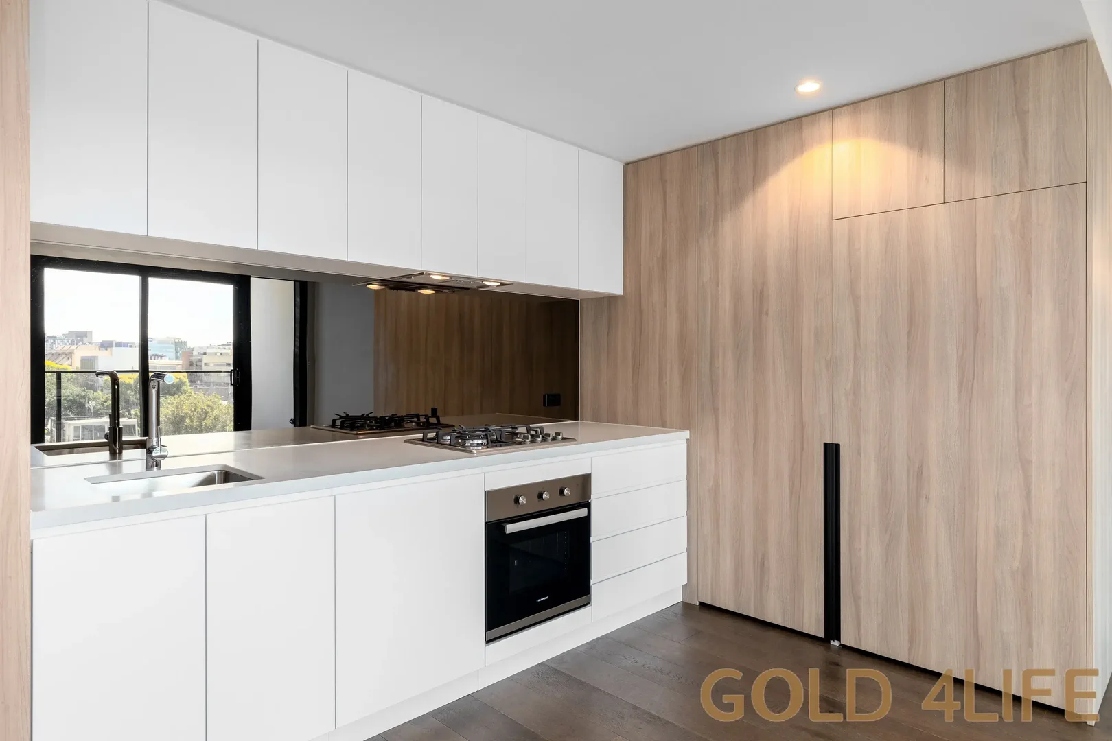 703/45 Dudley St, West Melbourne VIC 3003 photo 4