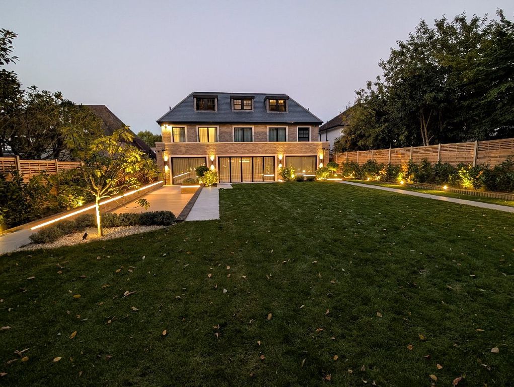 Additional image 38 of 5 bed detached house for saleBarham Avenue, Elstree, Borehamwood, Hertfordshire WD6