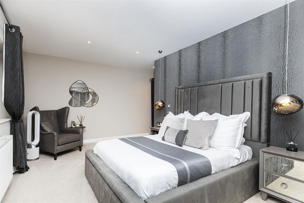 Additional image 22 of 5 bed detached house for saleThe Beeches, Birkenshaw, Bradford BD11