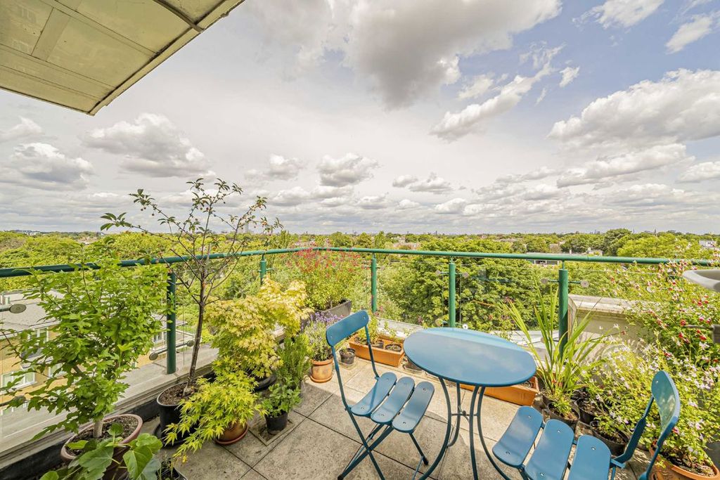 Additional image 2 of 3 bed flat for saleStrand Drive, Kew TW9