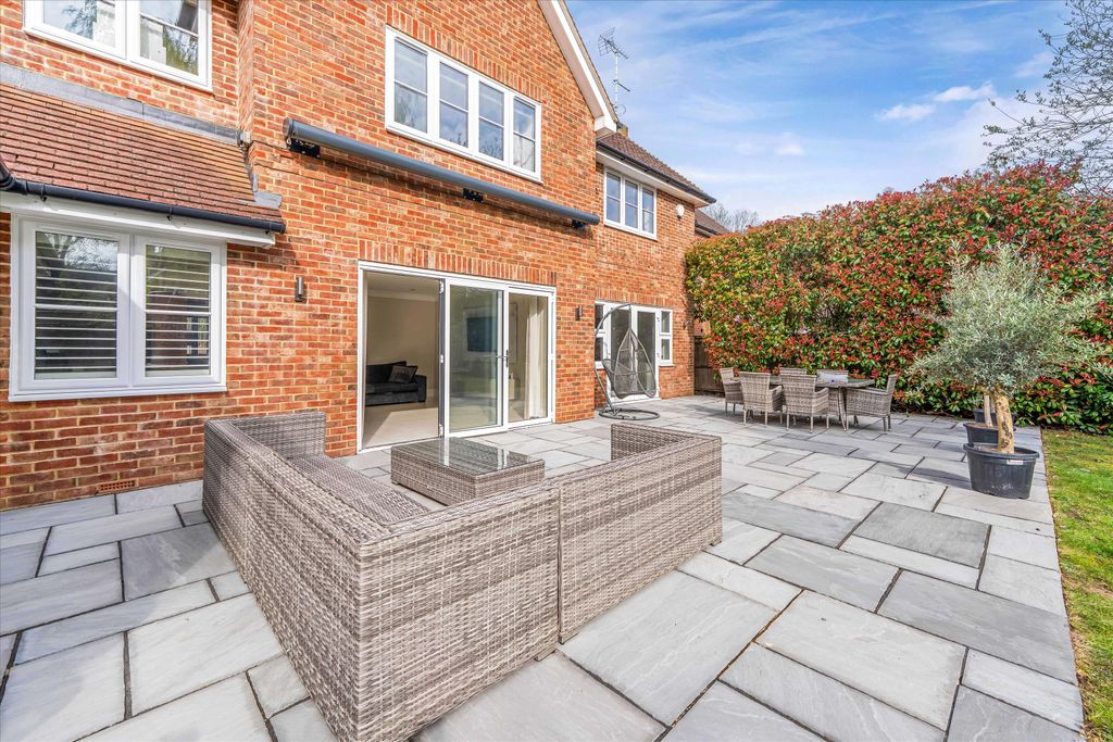 Additional image 33 of 7 bed detached house for saleTilehurst Lane, Binfield, Bracknell, Berkshire RG42