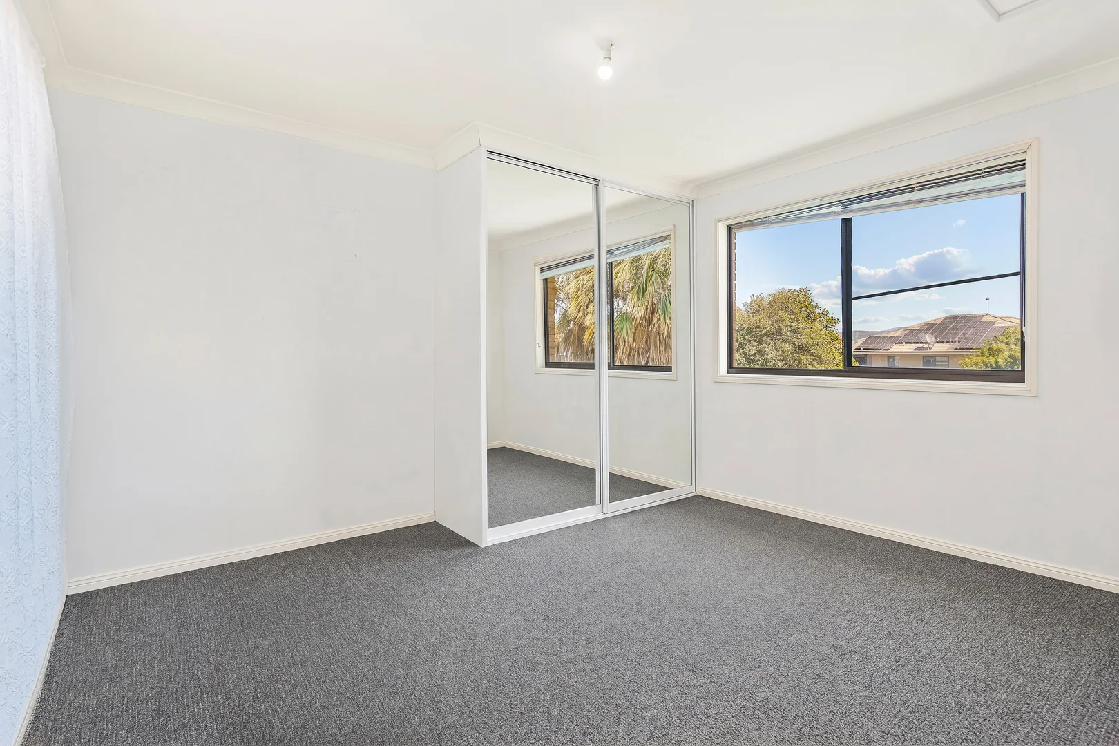 Additional image 8 of 61 Madigan Boulevard, Mount Warrigal NSW 2528