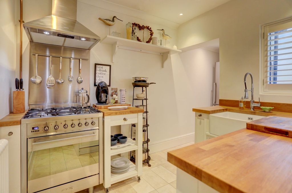 Additional image 26 of 5 bed property for saleRoyal Crescent, Brighton BN2