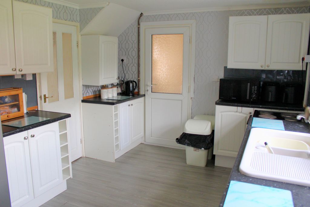 Additional image 3 of 3 bed semi-detached house for saleSouth View Avenue, Brigg, Brigg DN20