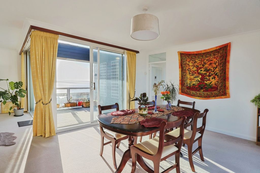 4 bed flat for saleAdmirals Walk, West Cliff Road, Bournemouth, Dorset BH2