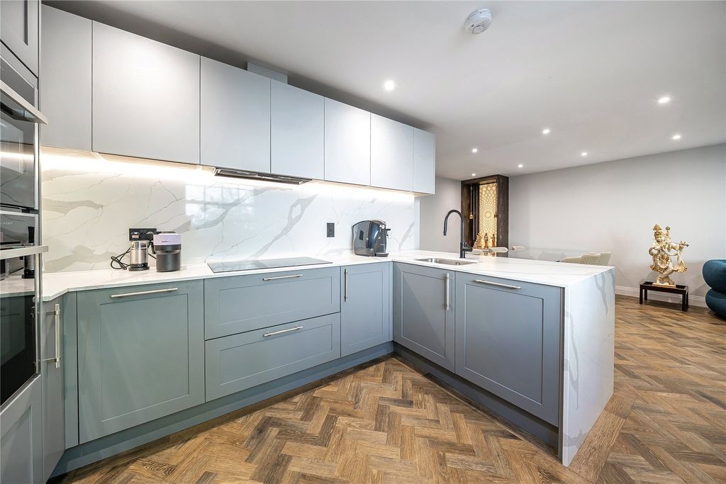Additional image 15 of 2 bed flat for saleWoodlands Road, Bromley BR1