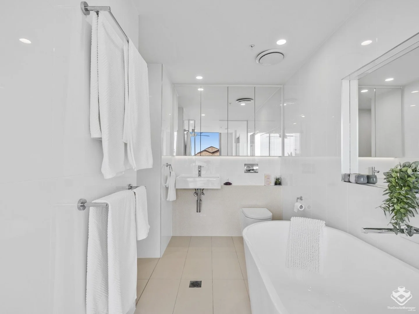 Additional image 13 of 402/388 marine parade, Labrador QLD 4215