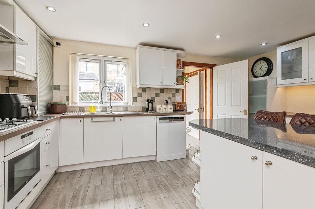 Additional image 3 of 3 bed detached house for saleWherwell Road, Brighouse HD6