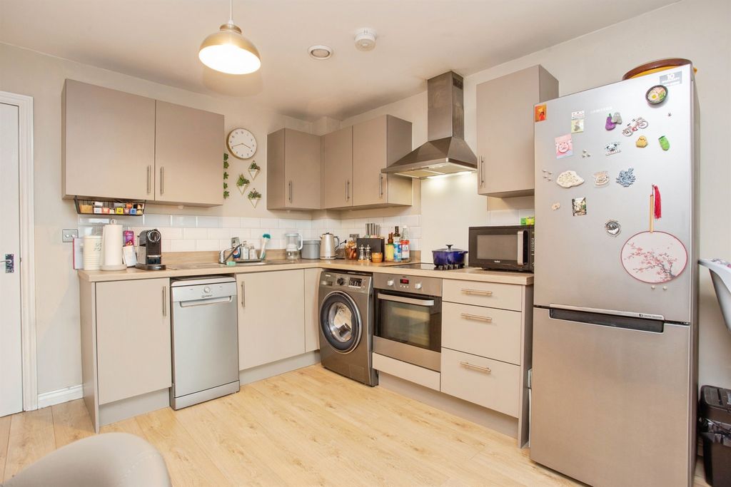 Additional image 22 of 2 bed flat for saleManor Way, Borehamwood WD6