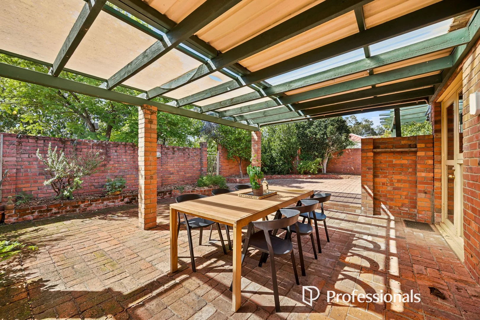 Additional image 15 of 2 Hart Street, Lesmurdie WA 6076