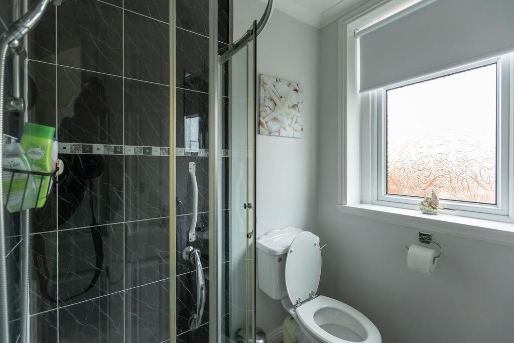 Additional image 9 of 2 bed flat for saleMaxwood Road, Galston KA4