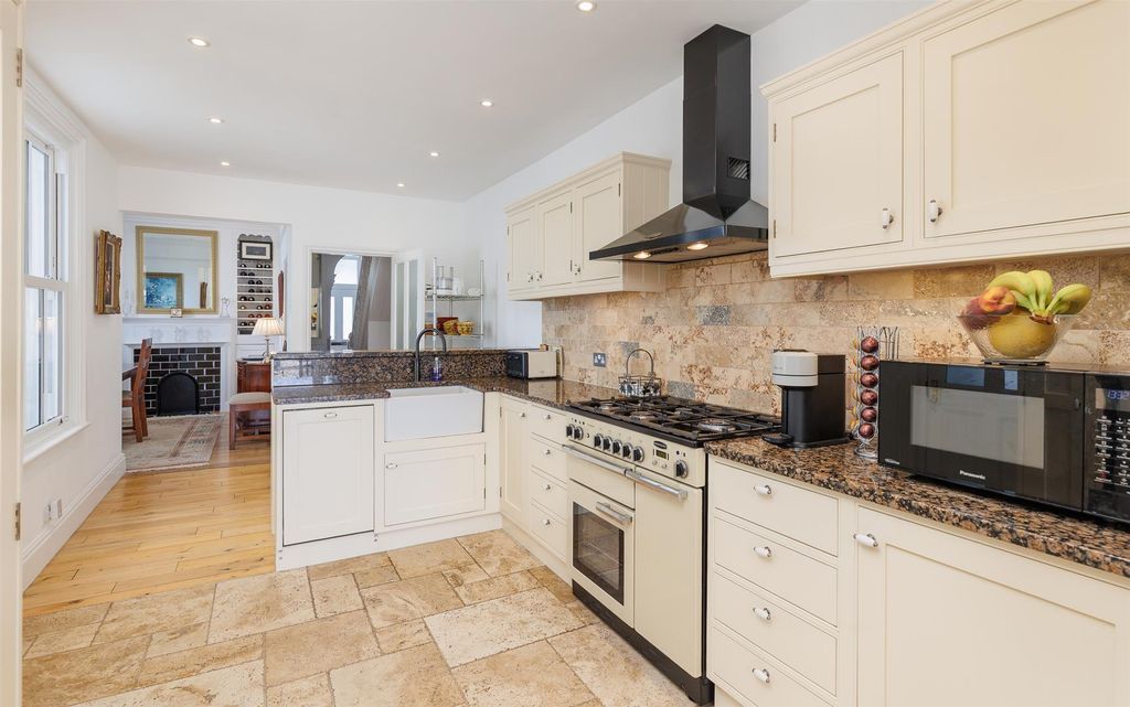 Additional image 8 of 4 bed semi-detached house for saleCowes, Isle Of Wight PO31
