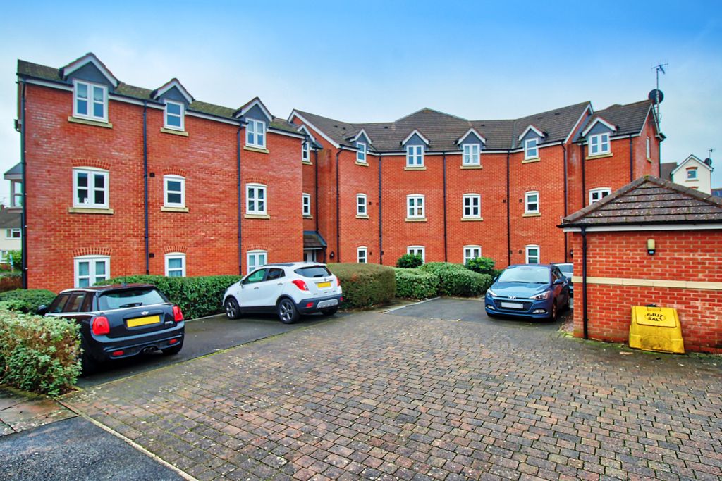 Additional image 12 of 2 bed flat for saleHill View Road, Malvern WR14
