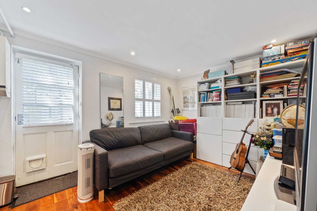 Additional image 7 of 3 bed terraced house for saleThe Butts, Brentford TW8