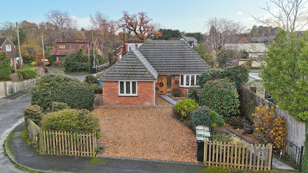 3 bed detached house for saleGreenways Road, Brockenhurst, Hampshire SO42