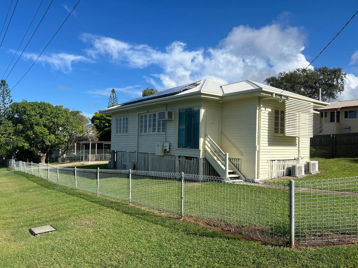 8 Elizabeth Street, South Gladstone QLD 4680
