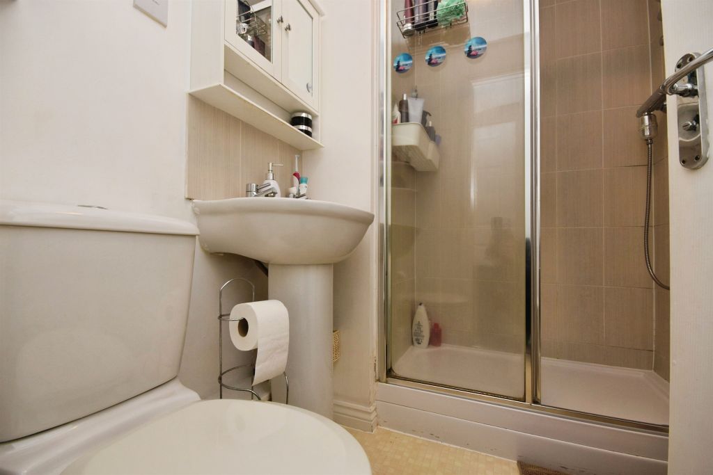 Additional image 11 of 2 bed flat for salePerryfields, Braintree CM7
