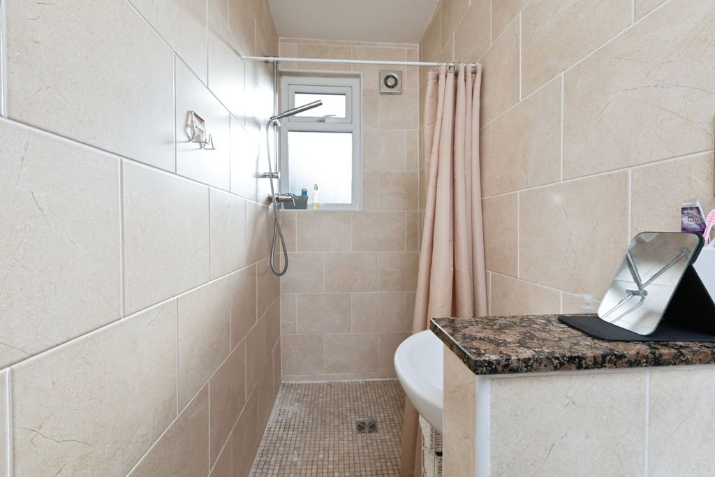 Additional image 12 of 1 bed flat for saleCarlisle Road, Bridlington YO15