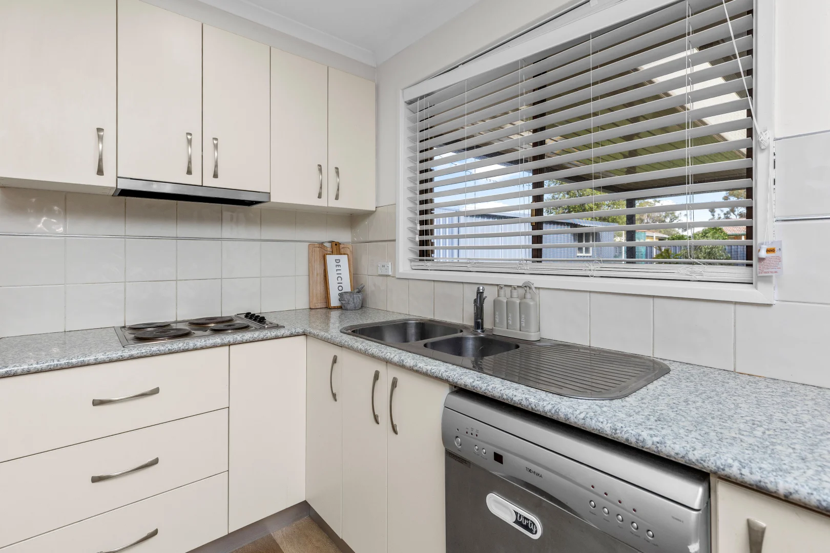Additional image 8 of 8 Dalman Parkway, Glenfield Park NSW 2650