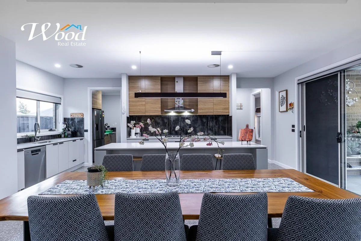 14 Yorkshire Rd, Thurgoona NSW 2640 photo 4