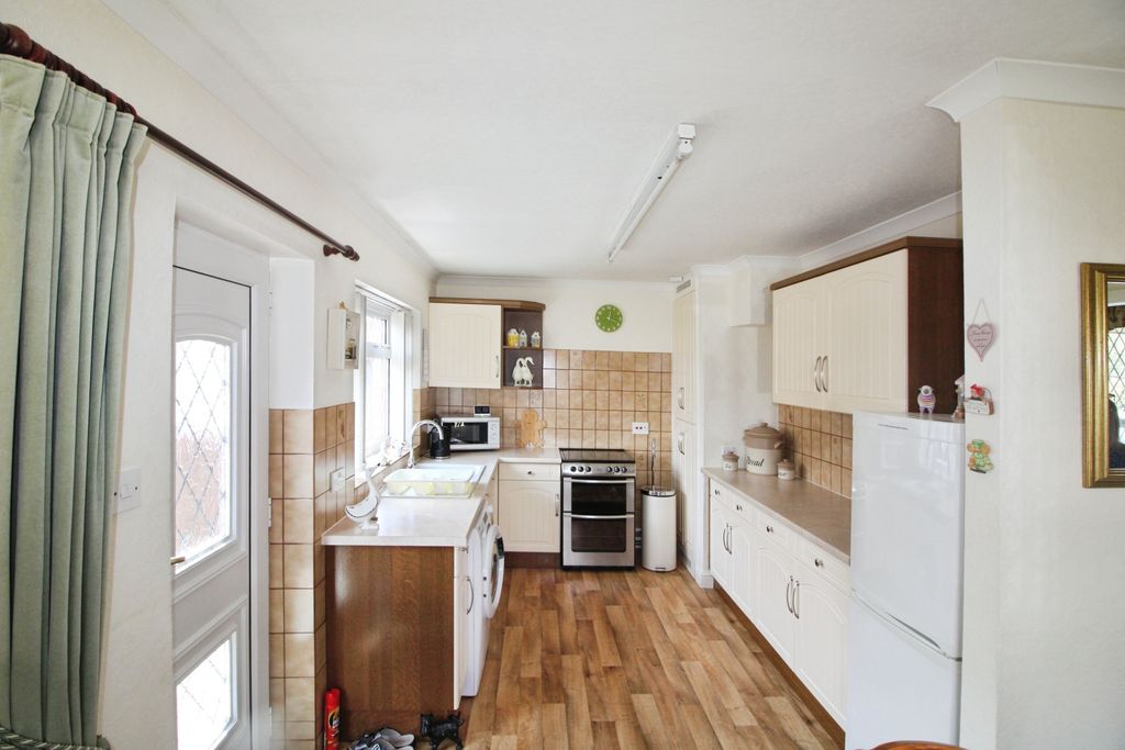 Additional image 3 of 3 bed detached bungalow for saleColton Street, Brigg DN20