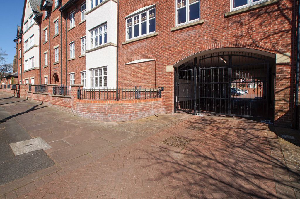 Additional image 14 of 2 bed flat for saleHanson Place, Warwick Square, Carlisle CA1