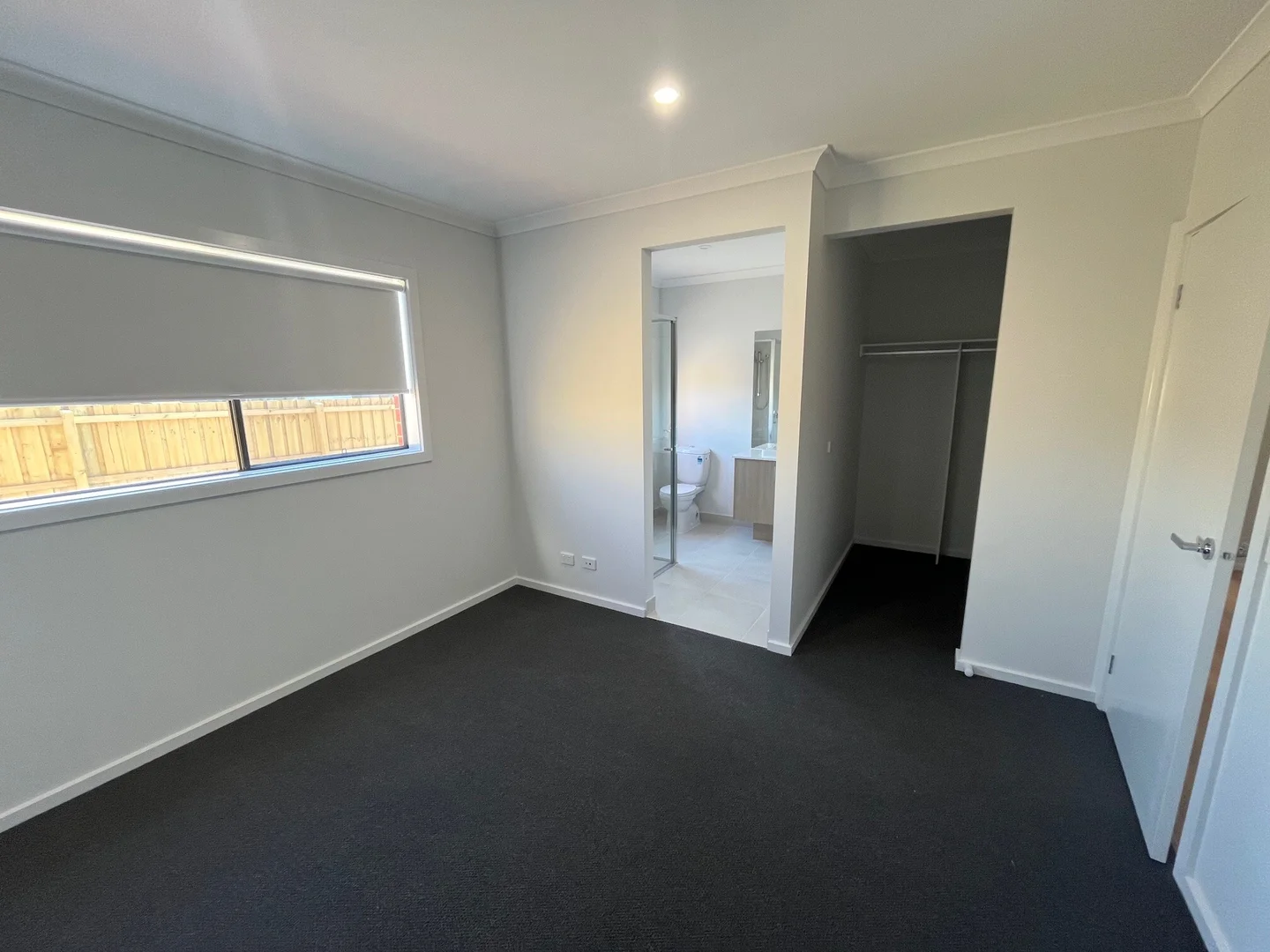 18 Angus Way, Moe VIC 3825 photo 4