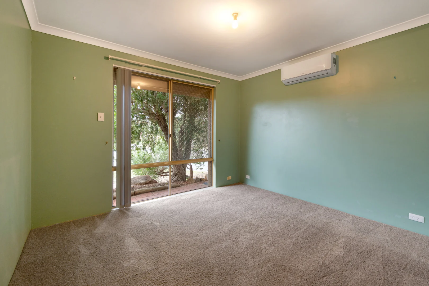 Additional image 10 of 34 Abernethy Grove, Seville Grove WA 6112