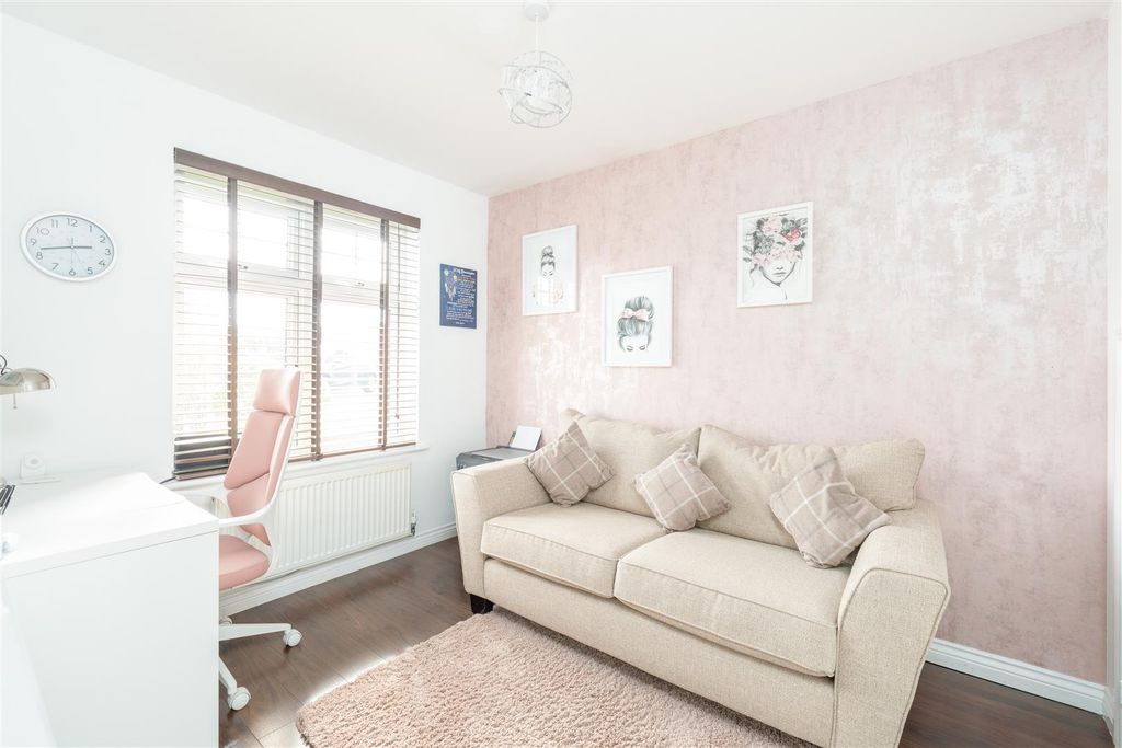 Additional image 4 of 3 bed detached house for sale83 Hallydown Crescent, Eyemouth TD14