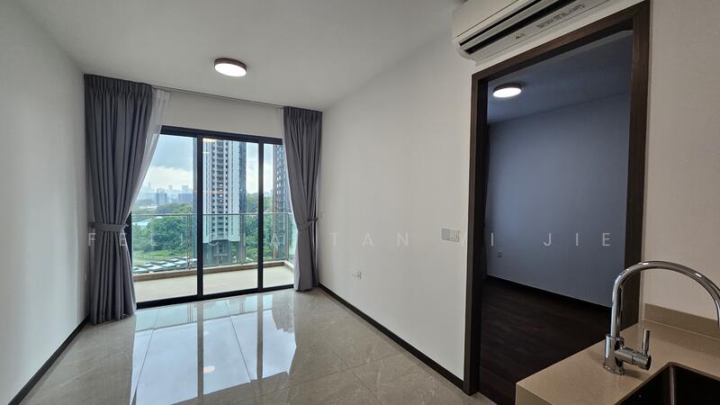 49 Normanton Park photo 2