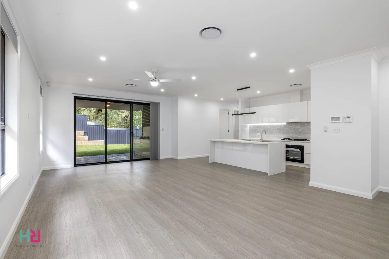 6 Amber Grove, Lithgow NSW 2790 photo 2