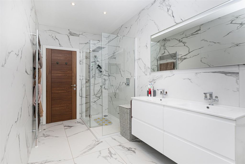 Additional image 35 of 5 bed detached house for saleThe Beeches, Birkenshaw, Bradford BD11